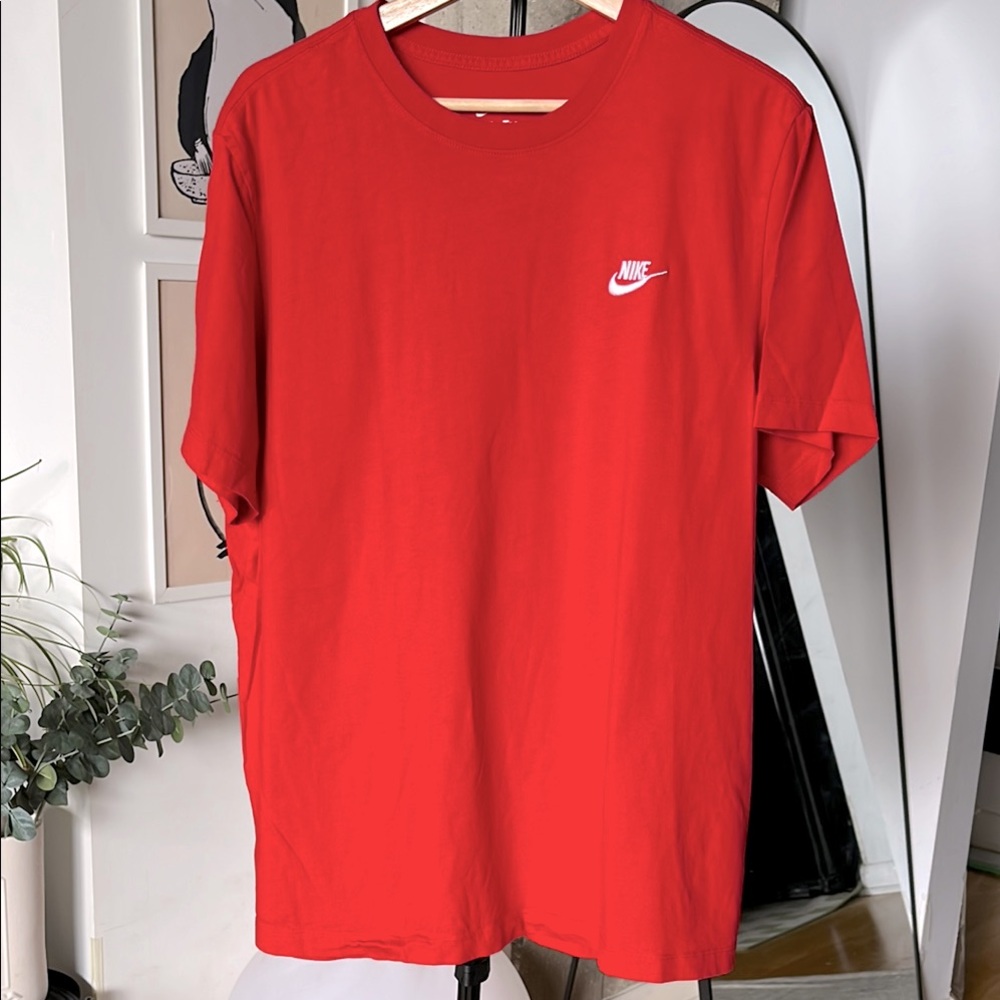 ✨2/$10✨ The Nike Tee - Red